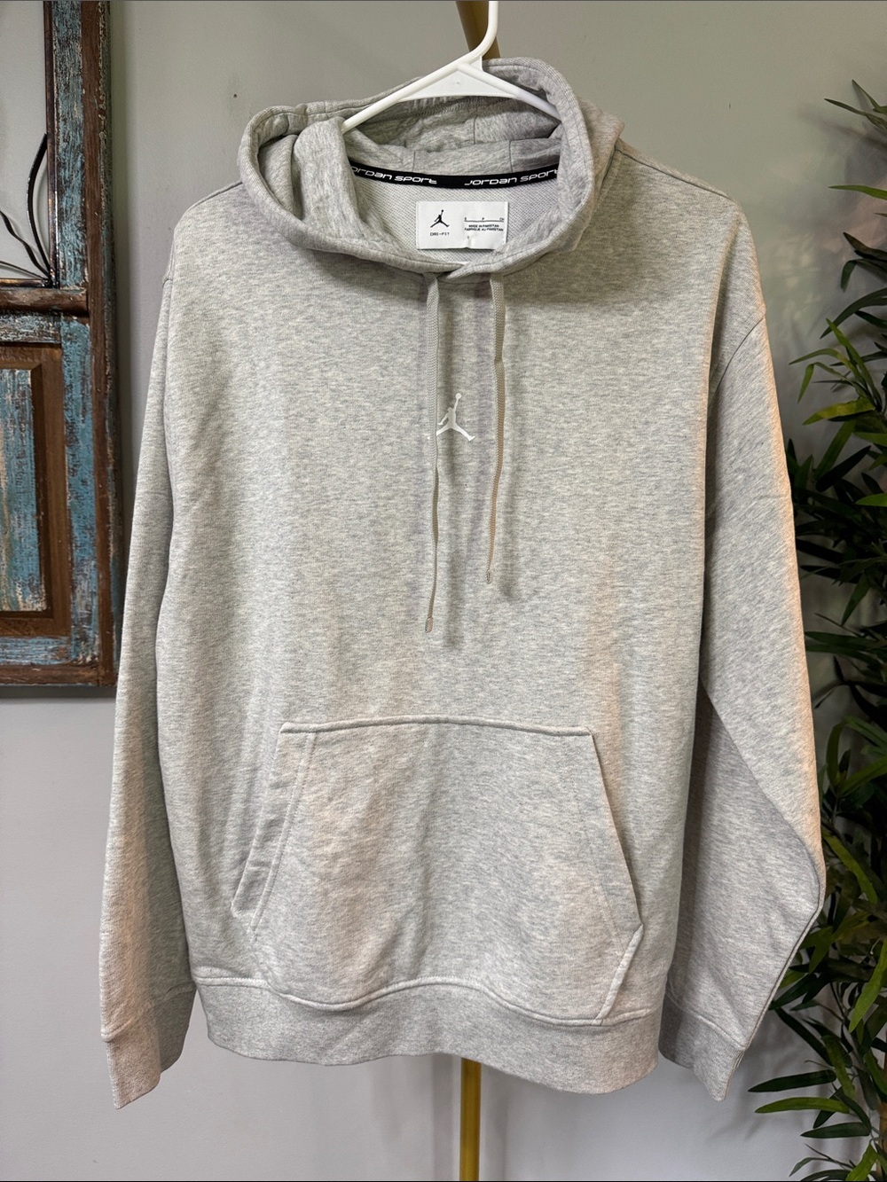 Jordan Light Gray Pullover Hoodie with Jumpman EUC S